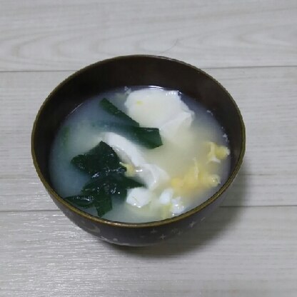 滑らか豆腐があったので入れてみました。優しい味付けですごく美味しかったです！